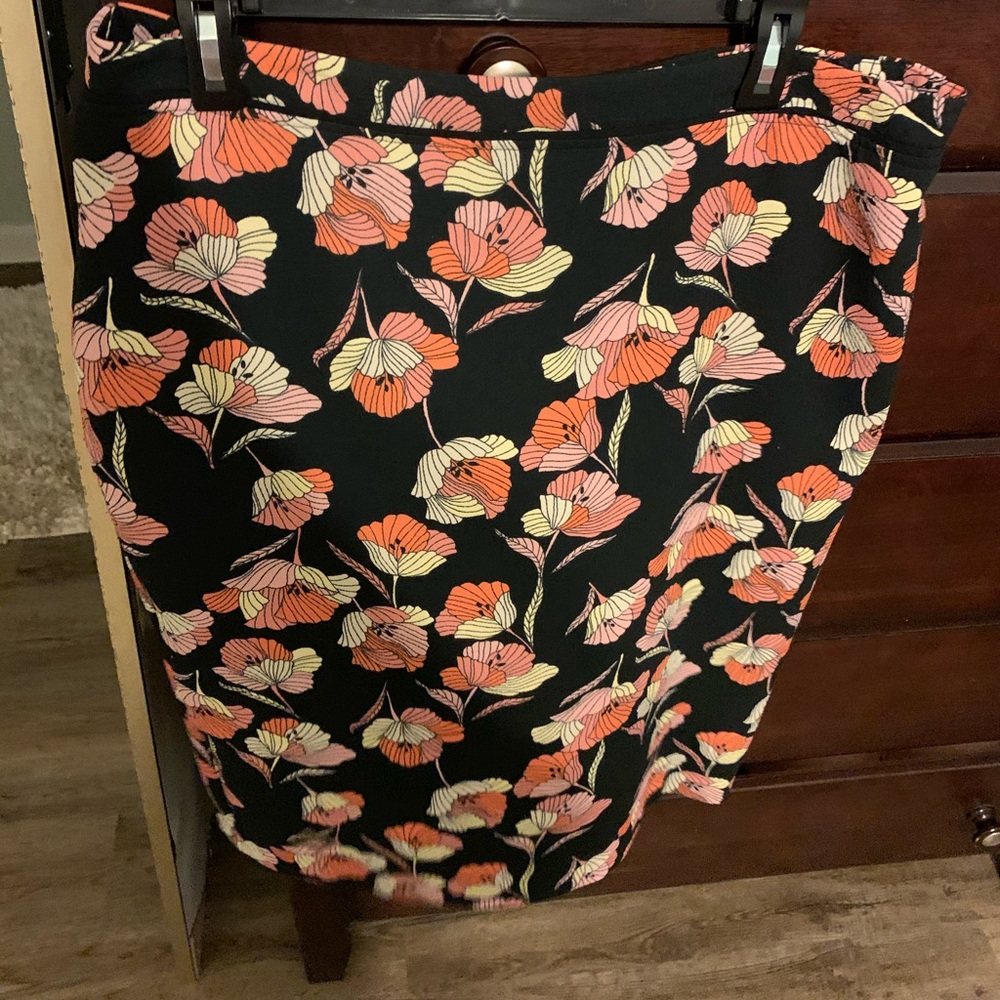 Pencil skirt